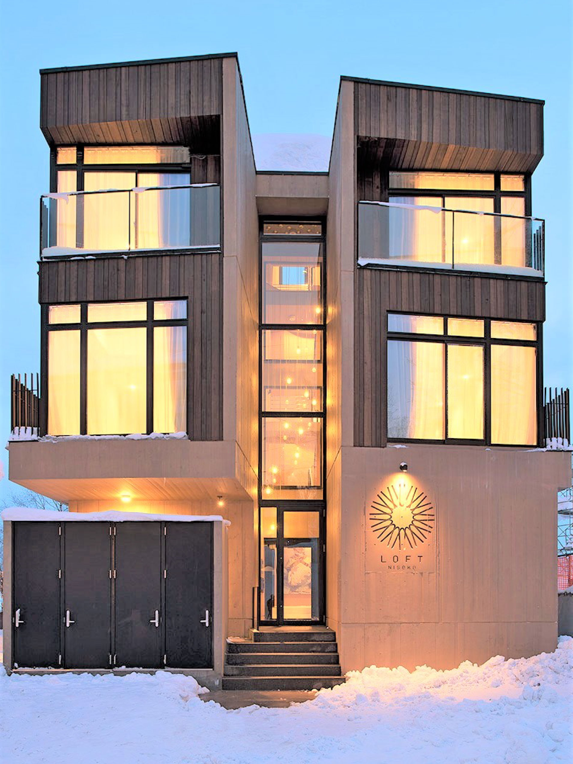 loftniseko-bg1